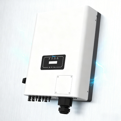Inverter Surya tepi bulat Dan kunci aman Desain Konversi daya yang efisien untuk instalasi surya skala besar Peralatan Inverter PV