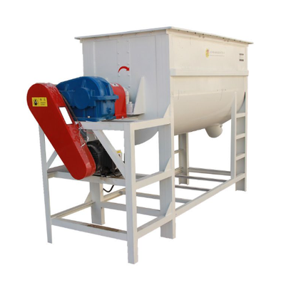 Horisontal Anti-korosi Mixer pakan ternak Low Maintenance Mesin pencampuran pakan peternakan dengan tepi bulat yang aman