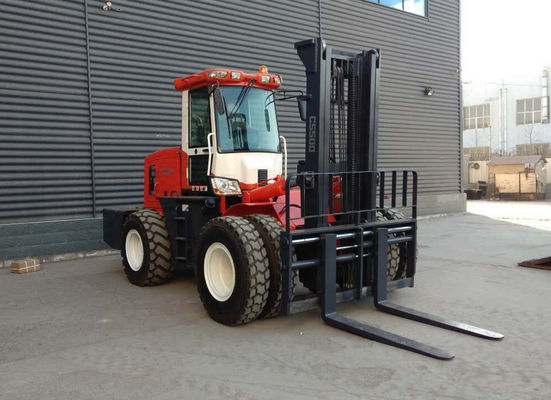 5.5ton Forklift Penggerak 4 Roda, Forklift Teleskopik Segala Medan 25km / H